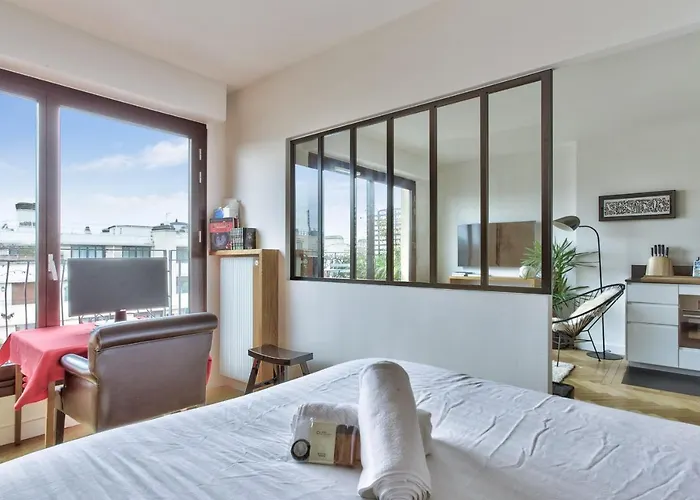 Doumer Et Son Balcon - Welkeys Apartamento
