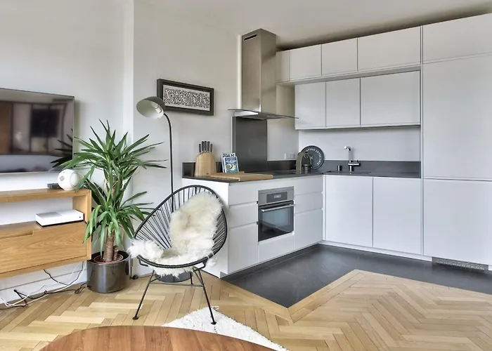 Doumer Et Son Balcon - Welkeys Apartamento *